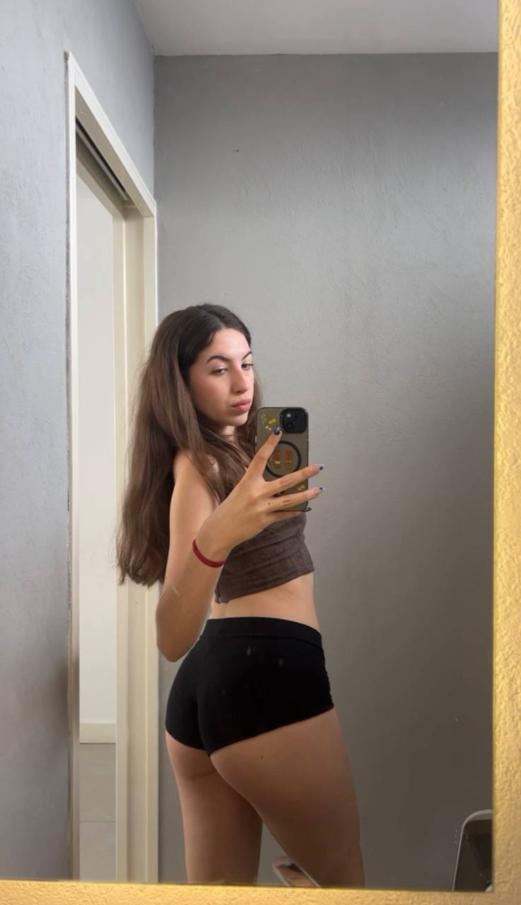 Amber in her underwear in Fez