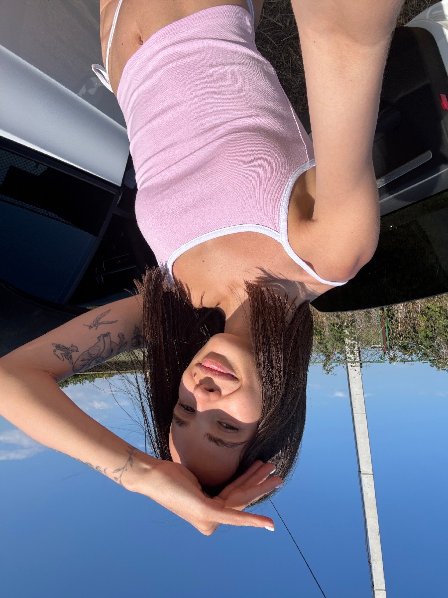 Sexy model Tina in Fez